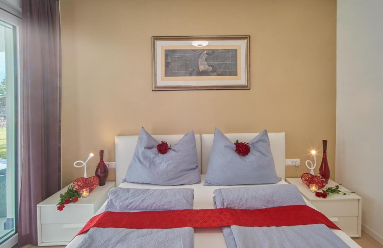 Penthouse & Garden - Luxury Apartment Postal / Burgstall المظهر الخارجي الصورة