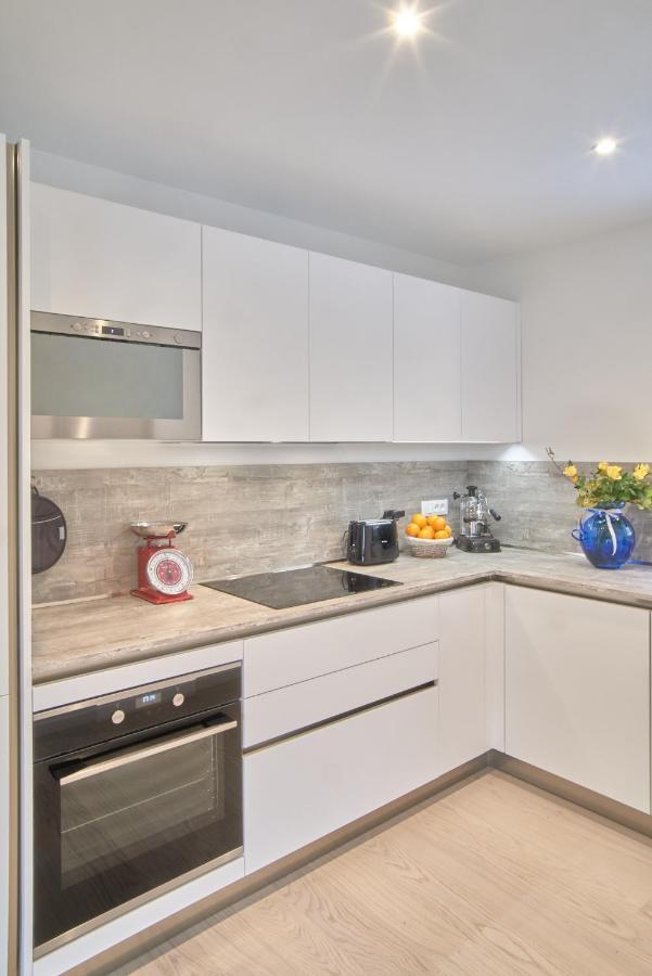 Penthouse & Garden - Luxury Apartment Postal / Burgstall المظهر الخارجي الصورة